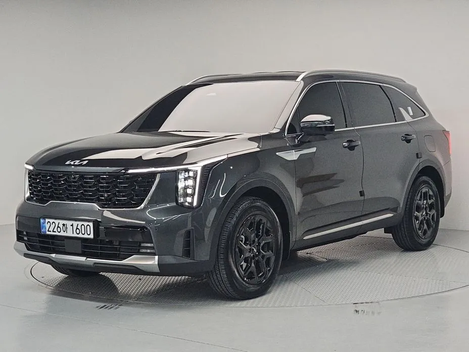 Kia Sorento — фото 7