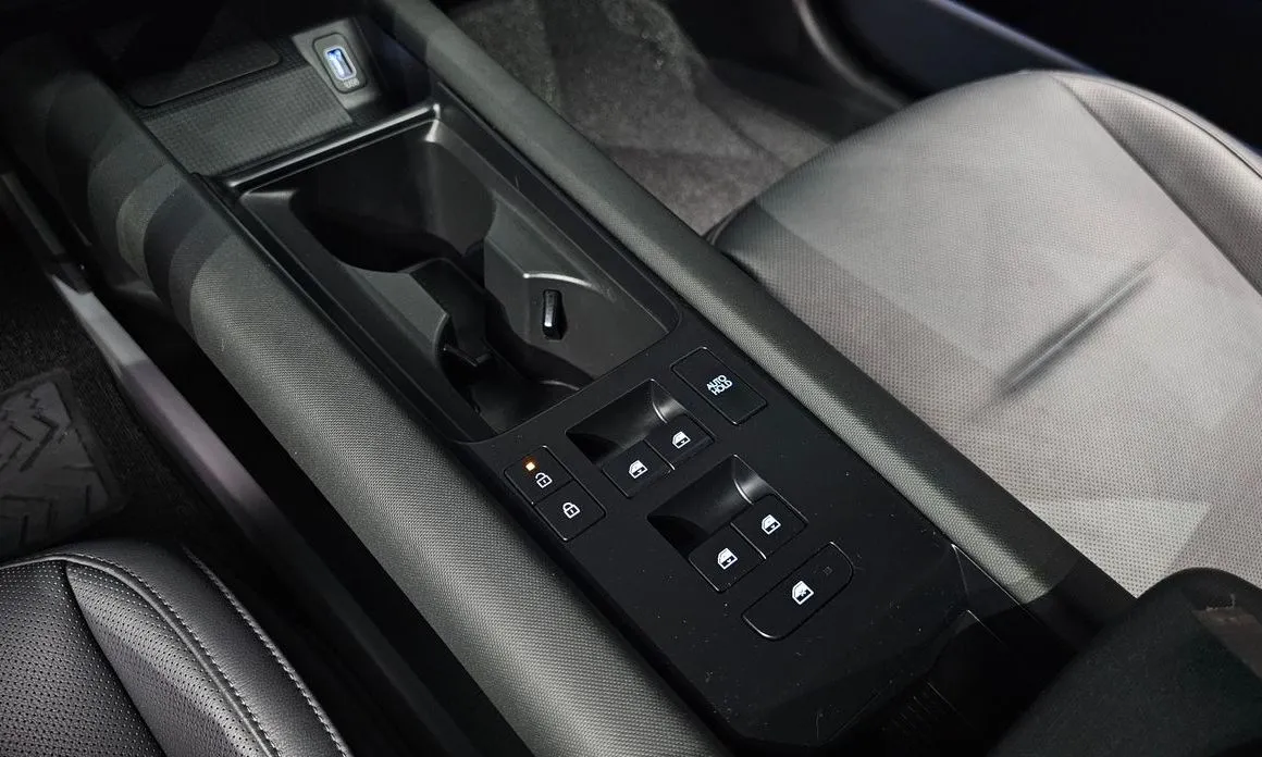 Hyundai Ioniq6 — фото 9