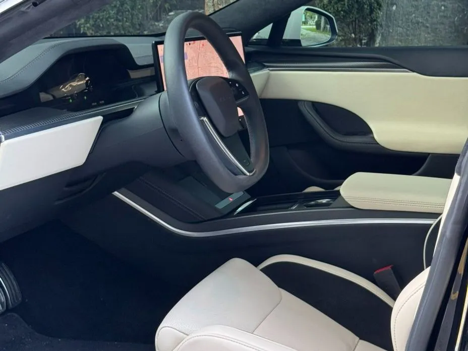 Tesla Model S — фото 9