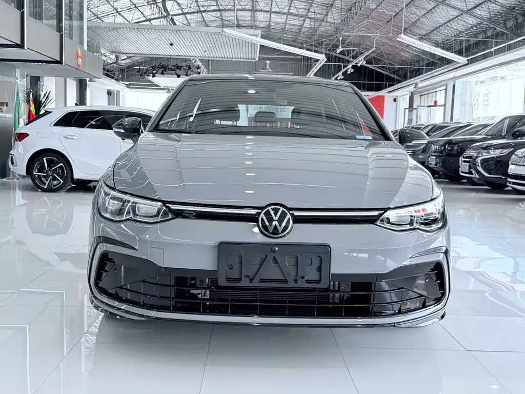 Volkswagen Golf — фото 5