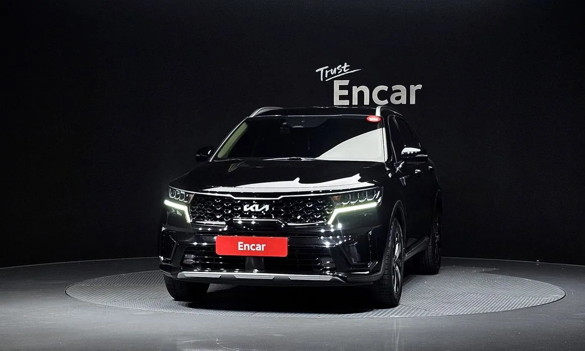 Kia Sorento — фото 9