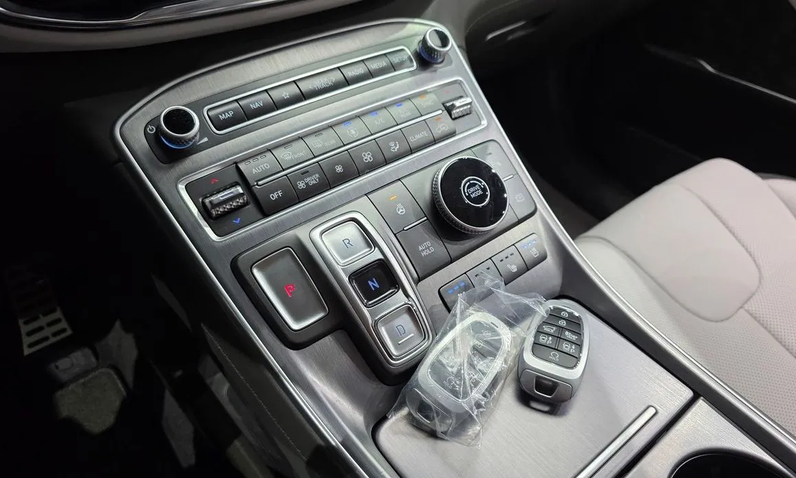 Hyundai Santafe — фото 7