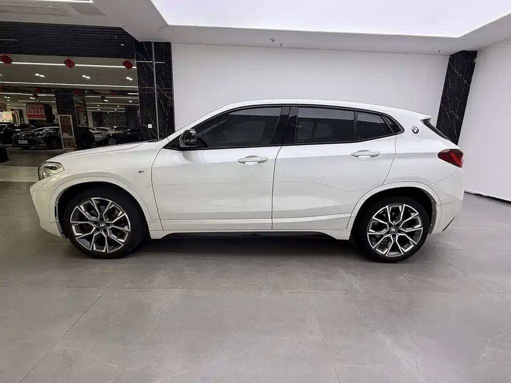 BMW X2 — фото 9