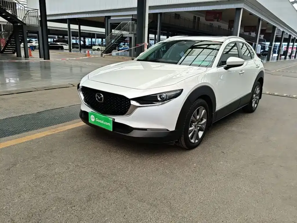 Mazda CX-30 — фото 1