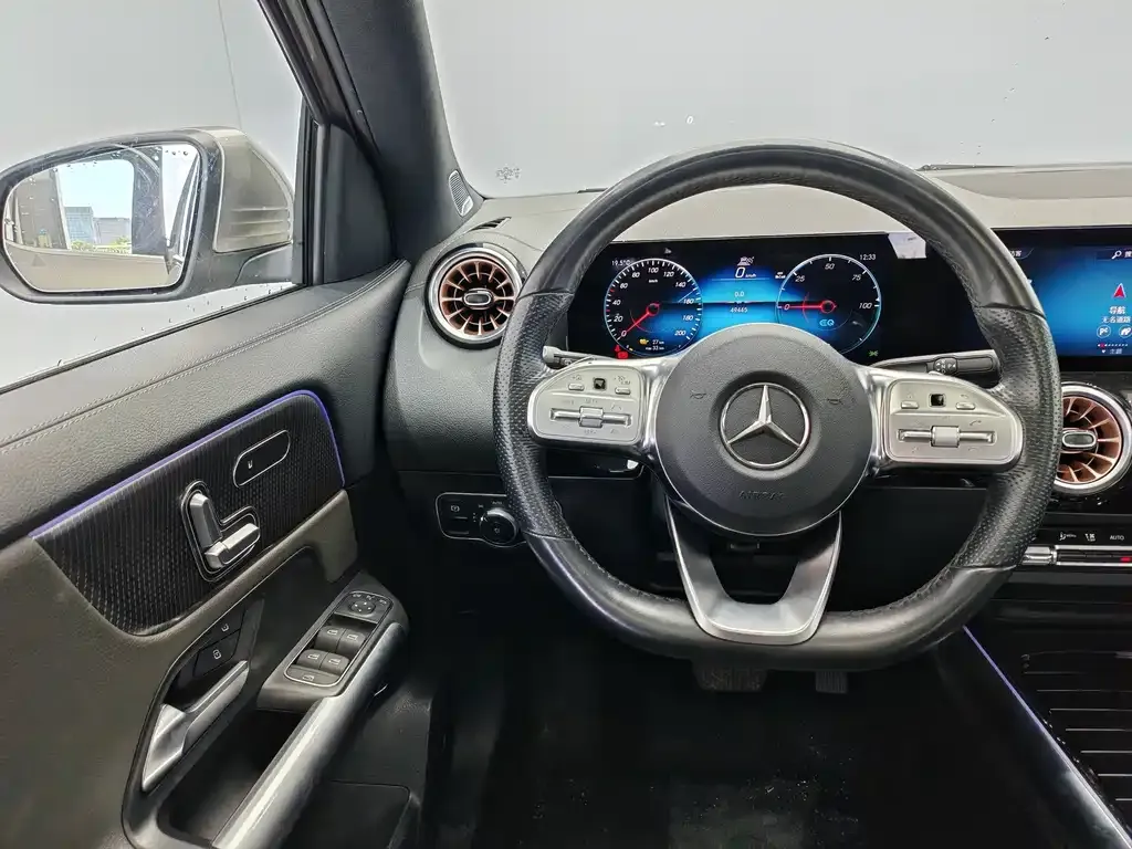 Mercedes-Benz EQA — фото 3