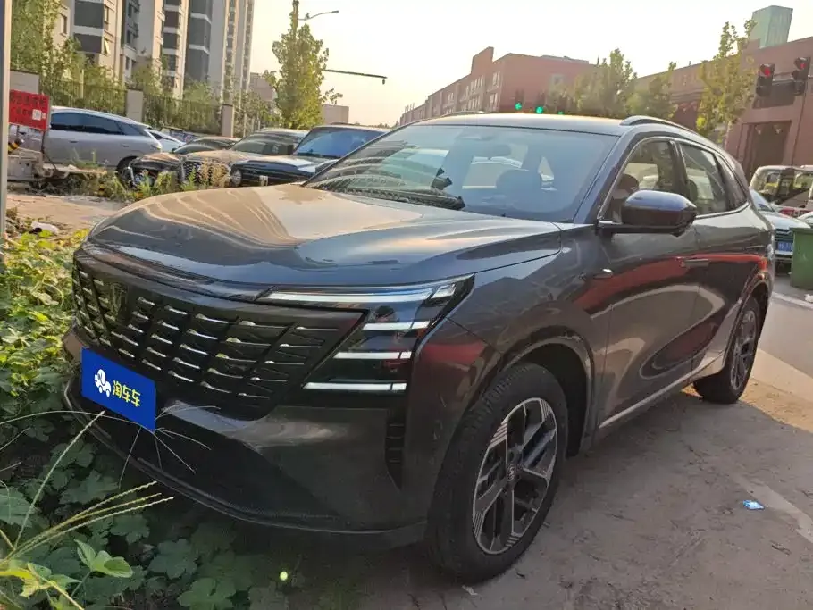Changan CS75 PLUS — фото 1