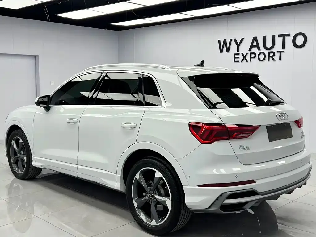 Audi Q3 — фото 9