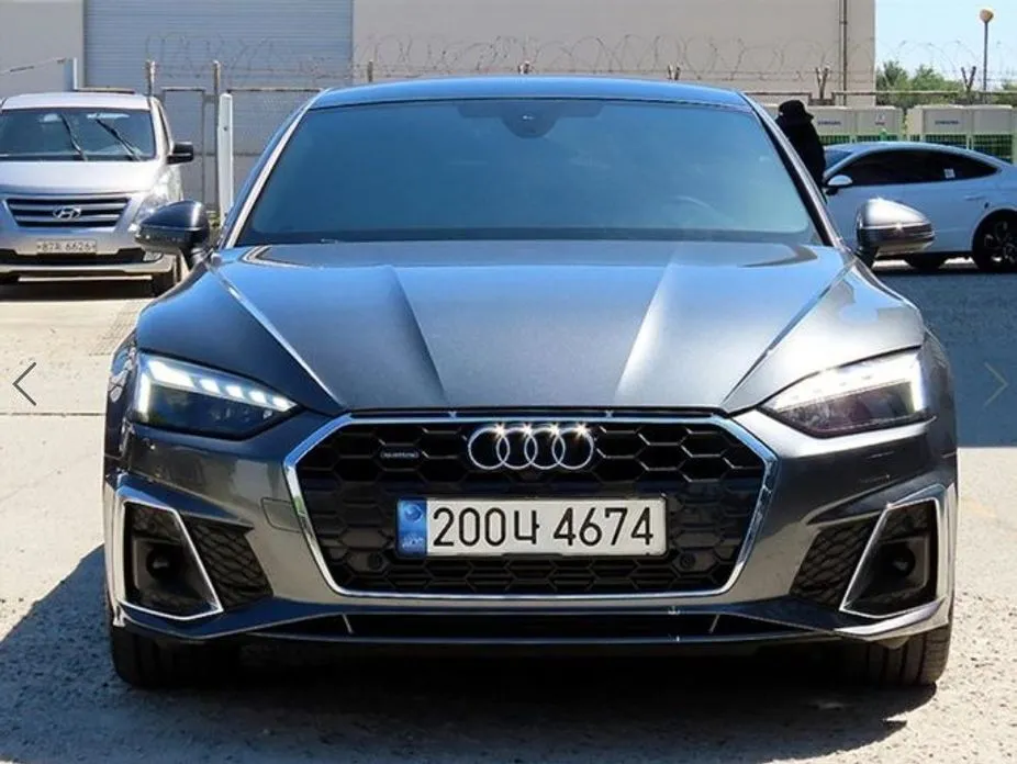 Audi A5 — фото 1