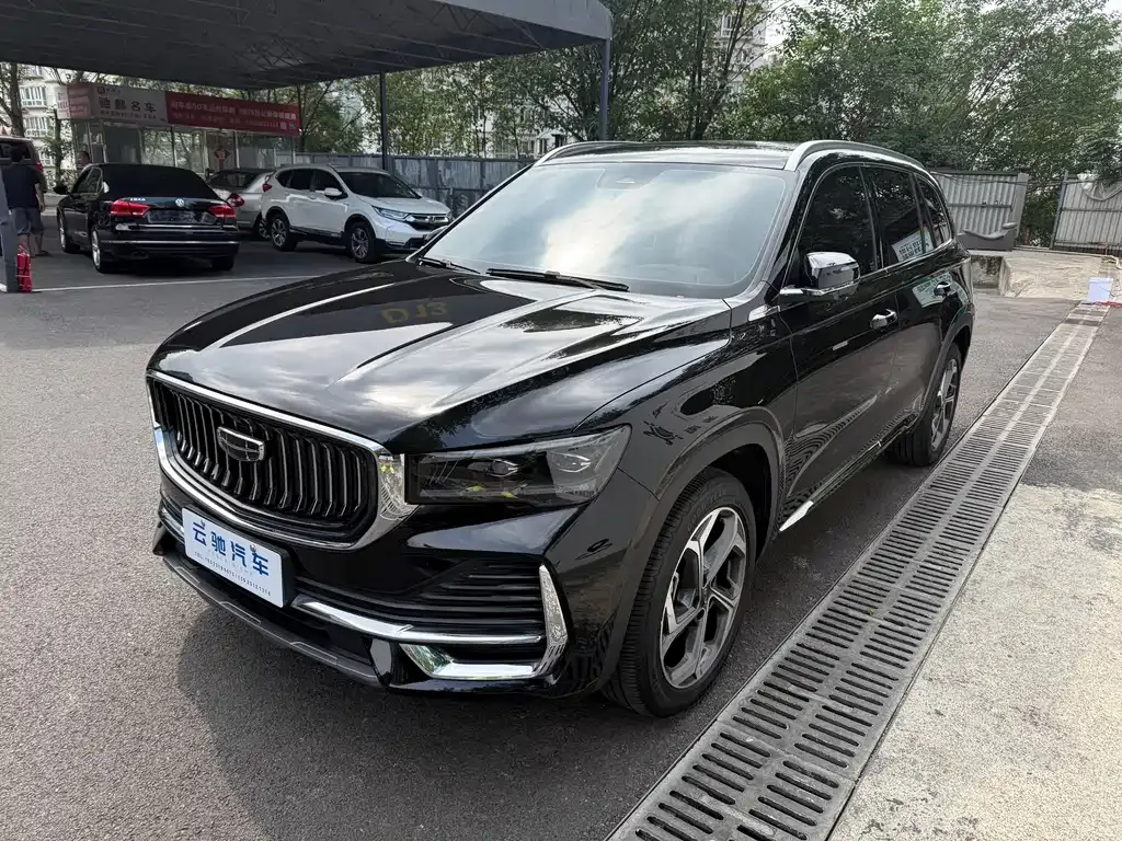 Geely Xingyue L — фото 1