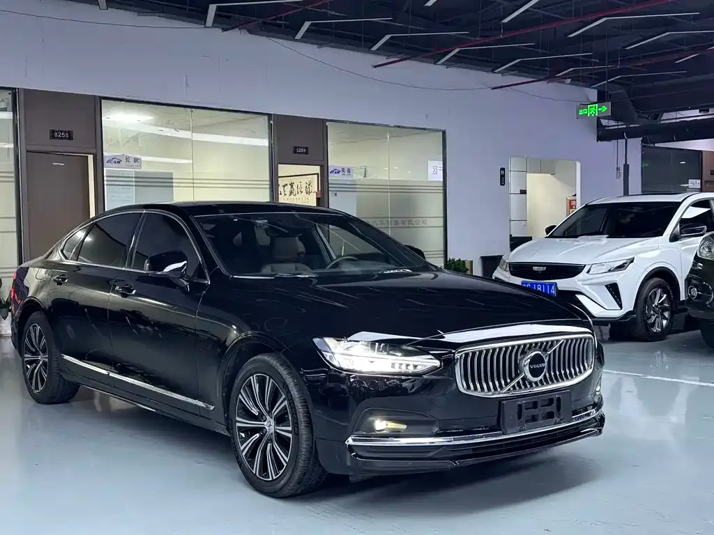 Volvo S90 — фото 6