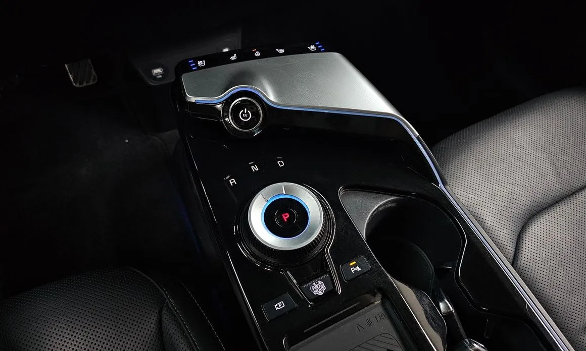 Kia EV6 — фото 7