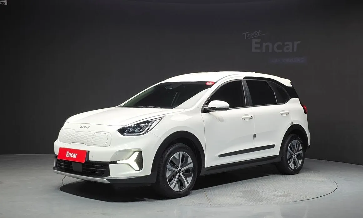 Kia Niro — фото 1