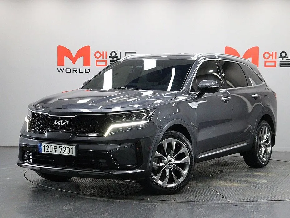Kia Sorento — фото 1