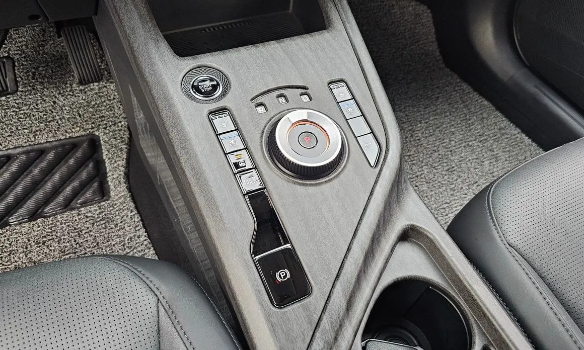 Kia Niro — фото 10