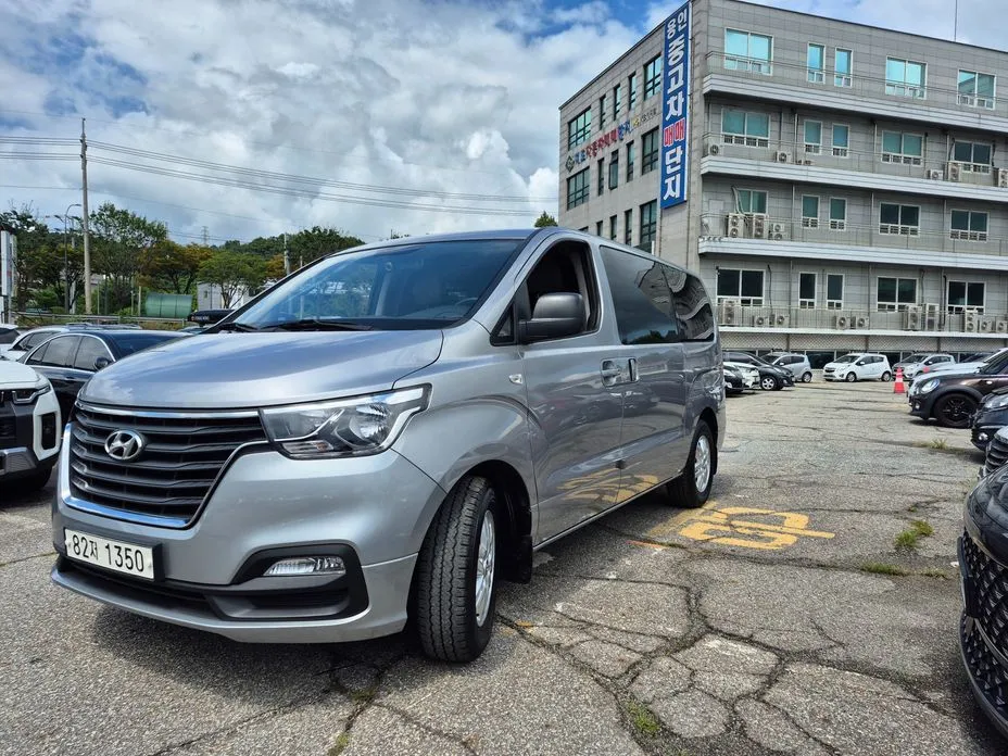 Hyundai Starex — фото 10