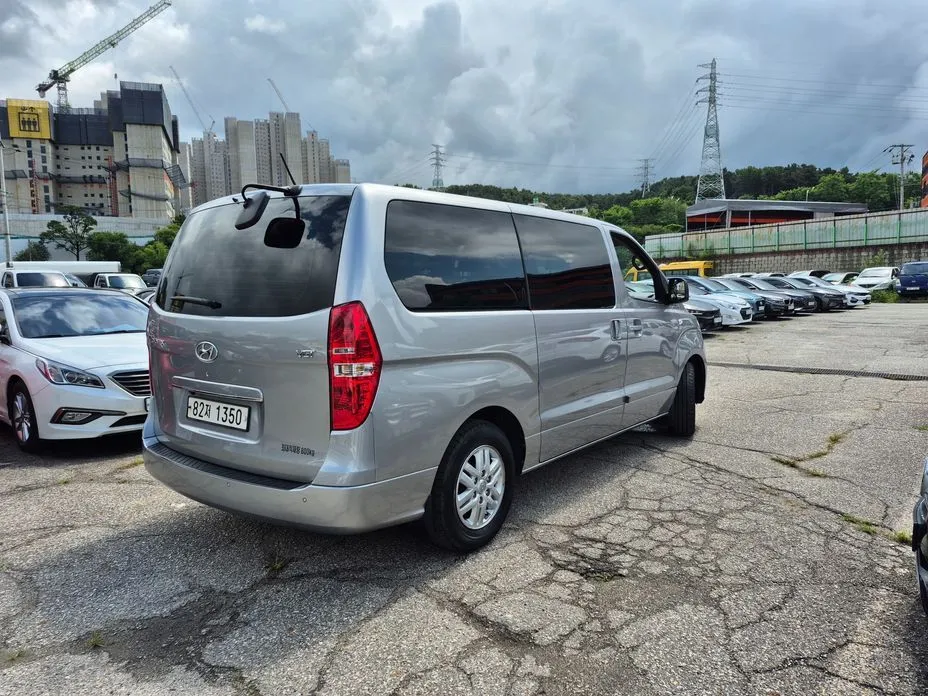 Hyundai Starex — фото 9