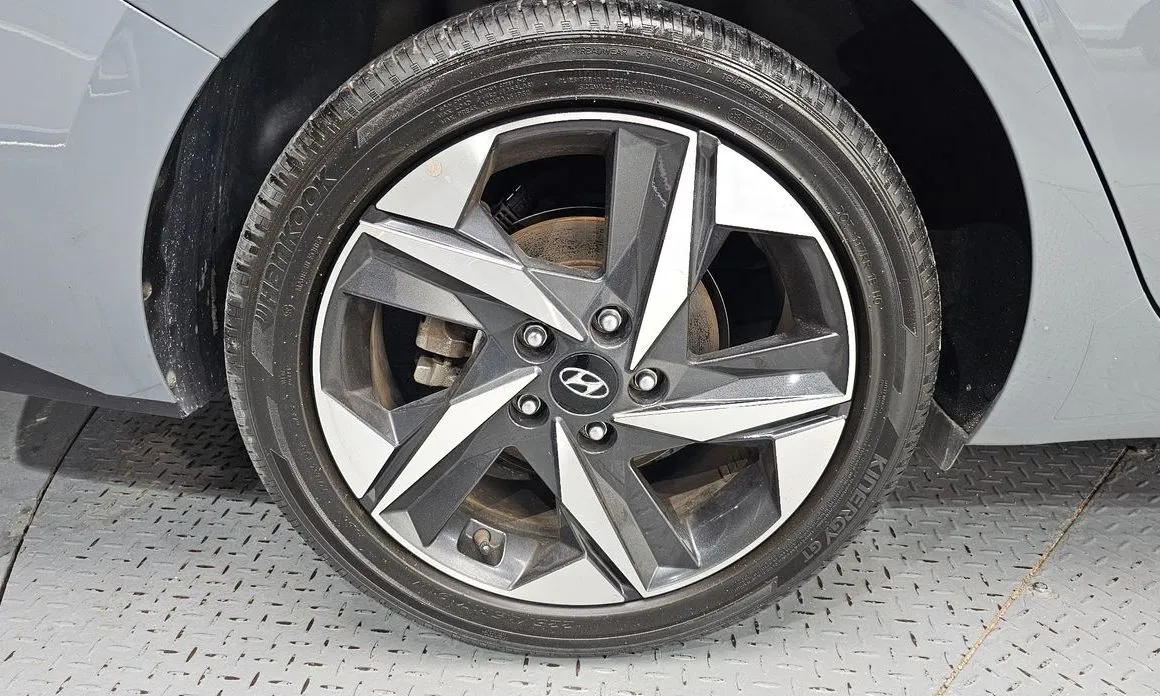 Hyundai AVANTE — фото 6