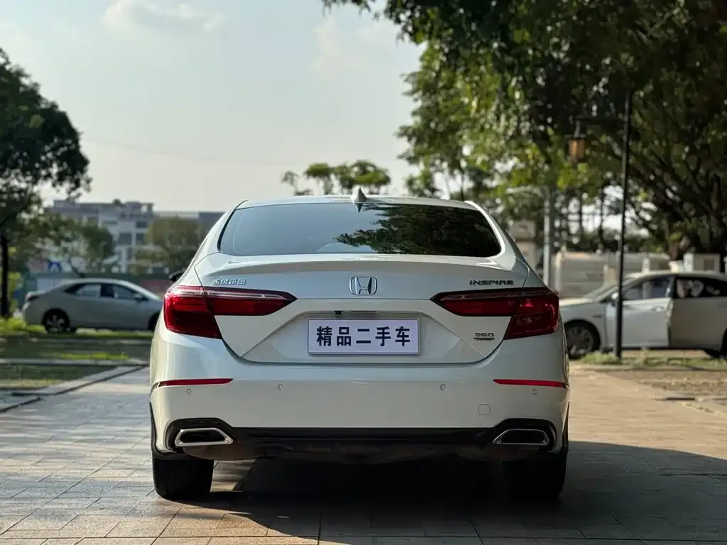 Honda Inspire — фото 2