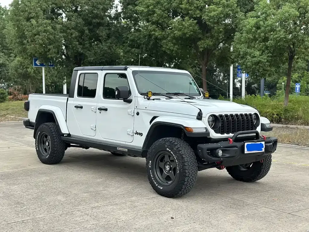 Jeep Gladiator — фото 6