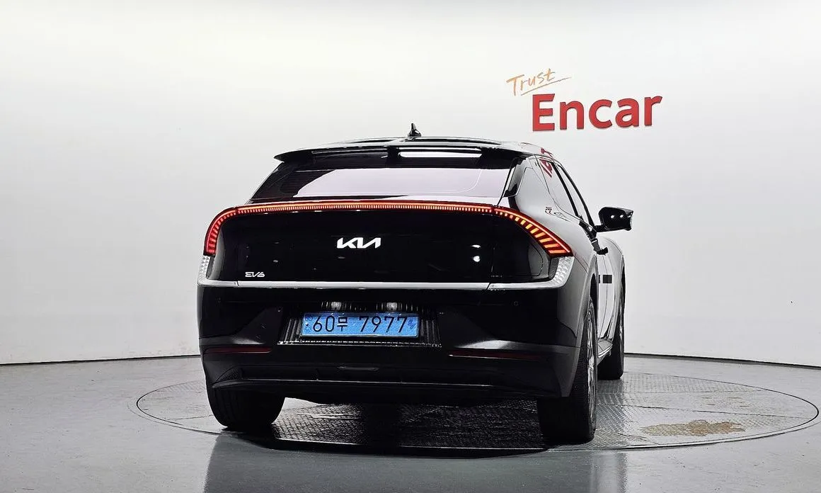 Kia EV6 — фото 7