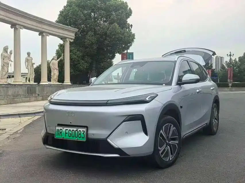 Geely Galaxy Xingjian 7 — фото 1