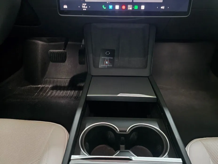Tesla Model 3 — фото 7