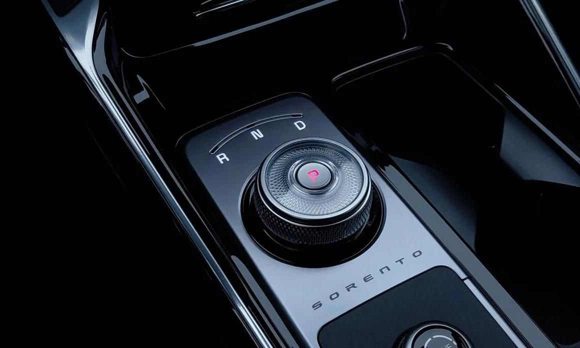 Kia Sorento — фото 5