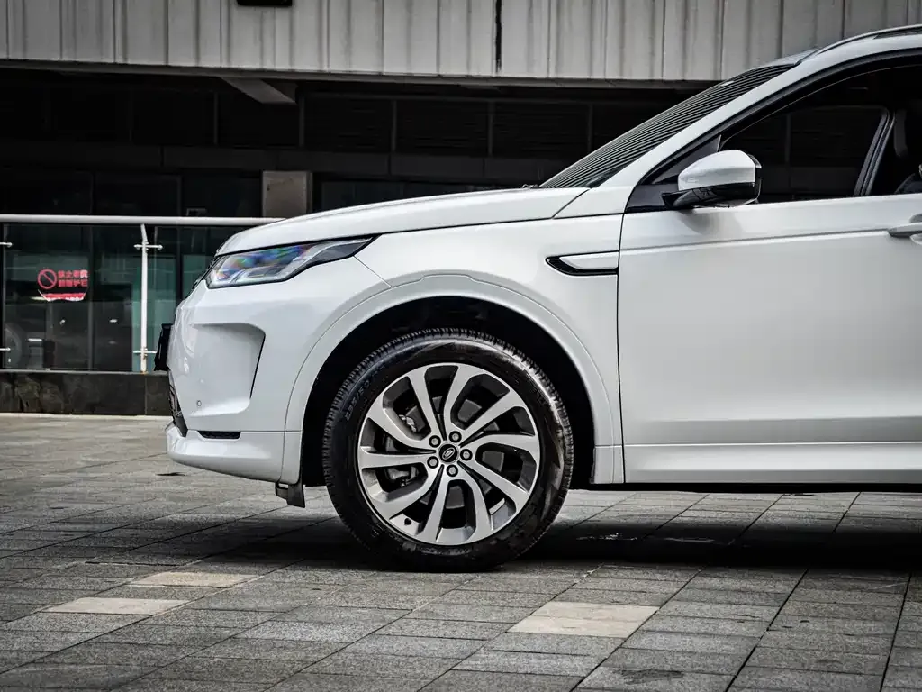 Land Rover Discovery Sport — фото 7