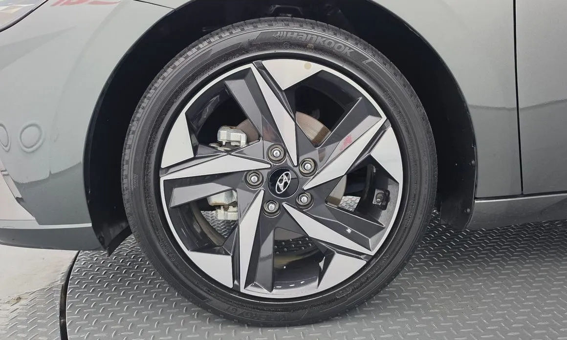 Hyundai AVANTE — фото 9