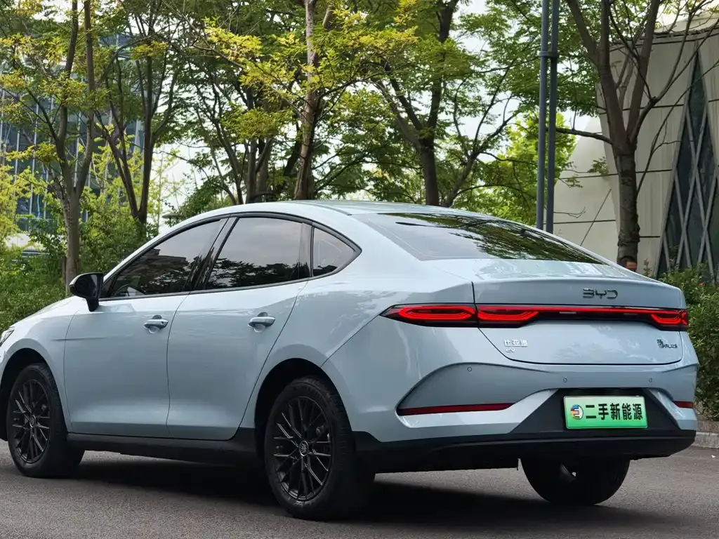 BYD Qin PLUS — фото 9
