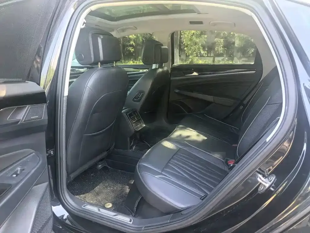 Volkswagen Passat — фото 2