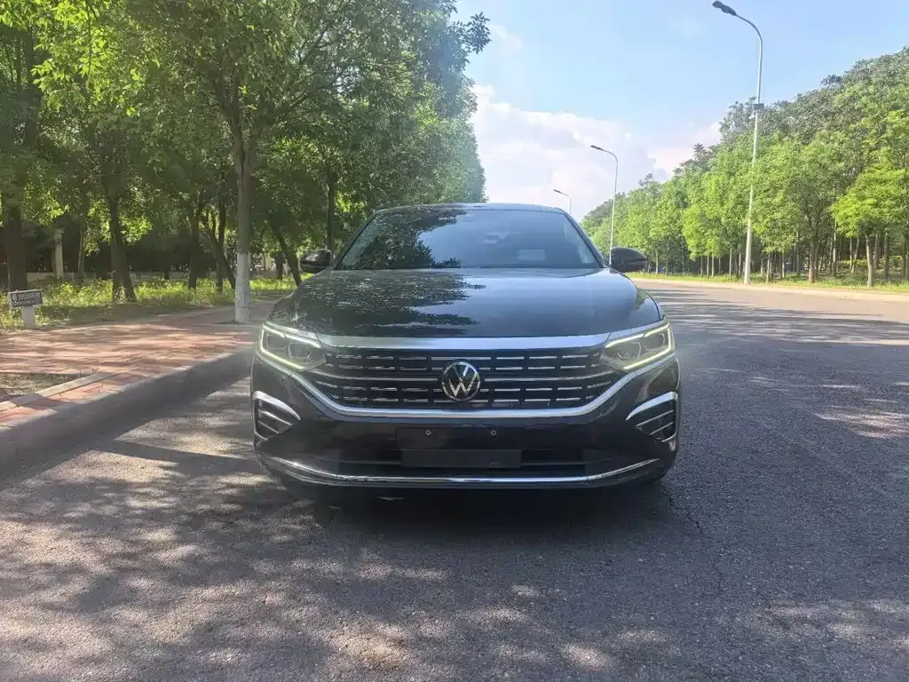 Volkswagen Passat — фото 3