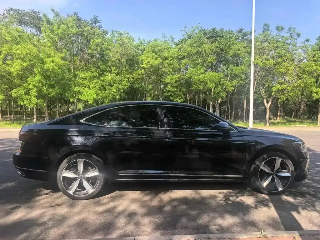 Volkswagen Passat — фото 5