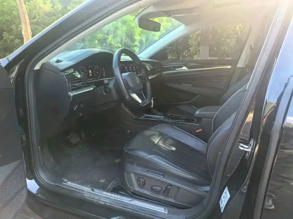 Volkswagen Passat — фото 7