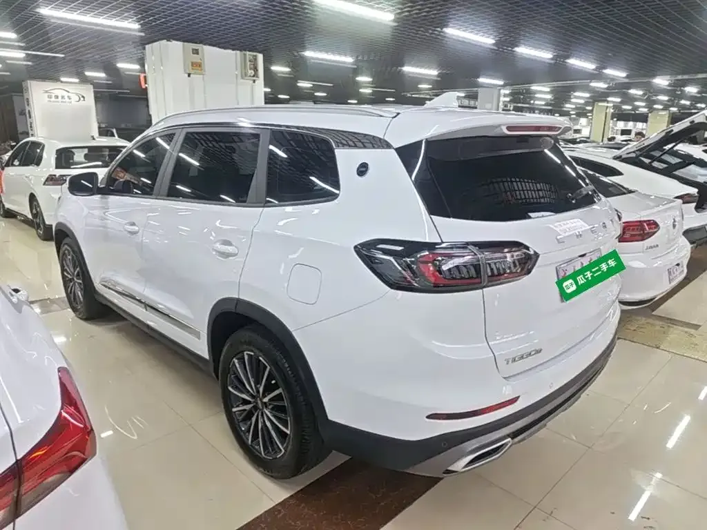 Chery Tiggo 8 — фото 3