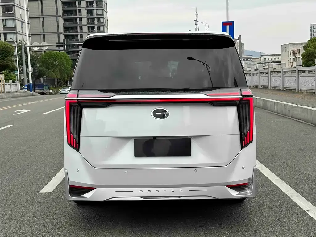 GAC Motor Trumpchi M8 — фото 3