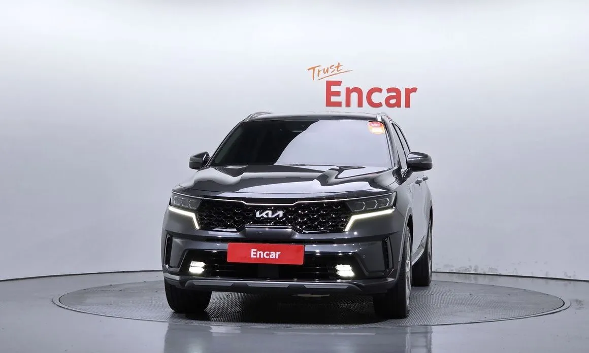 Kia Sorento — фото 10