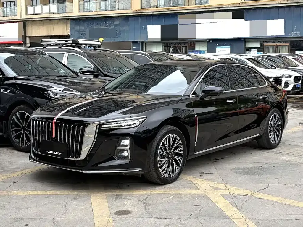Hongqi H5 — фото 1