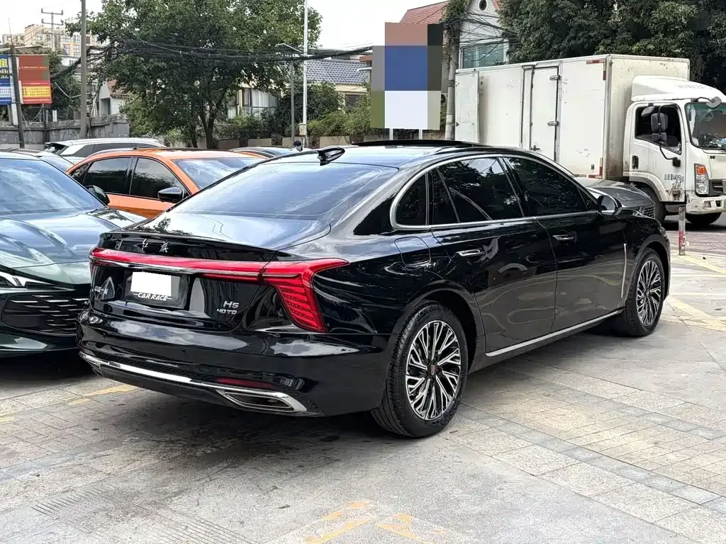 Hongqi H5 — фото 8