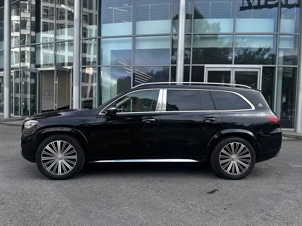Mercedes-Benz GLS — фото 9