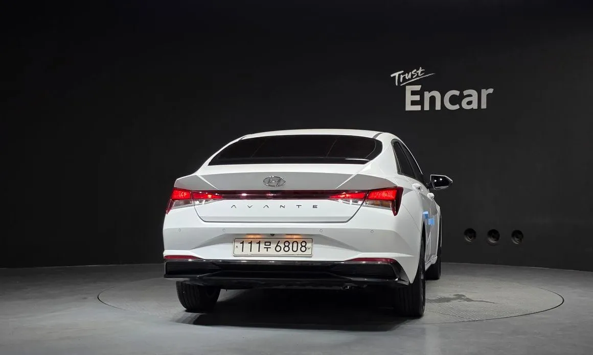 Hyundai AVANTE — фото 4
