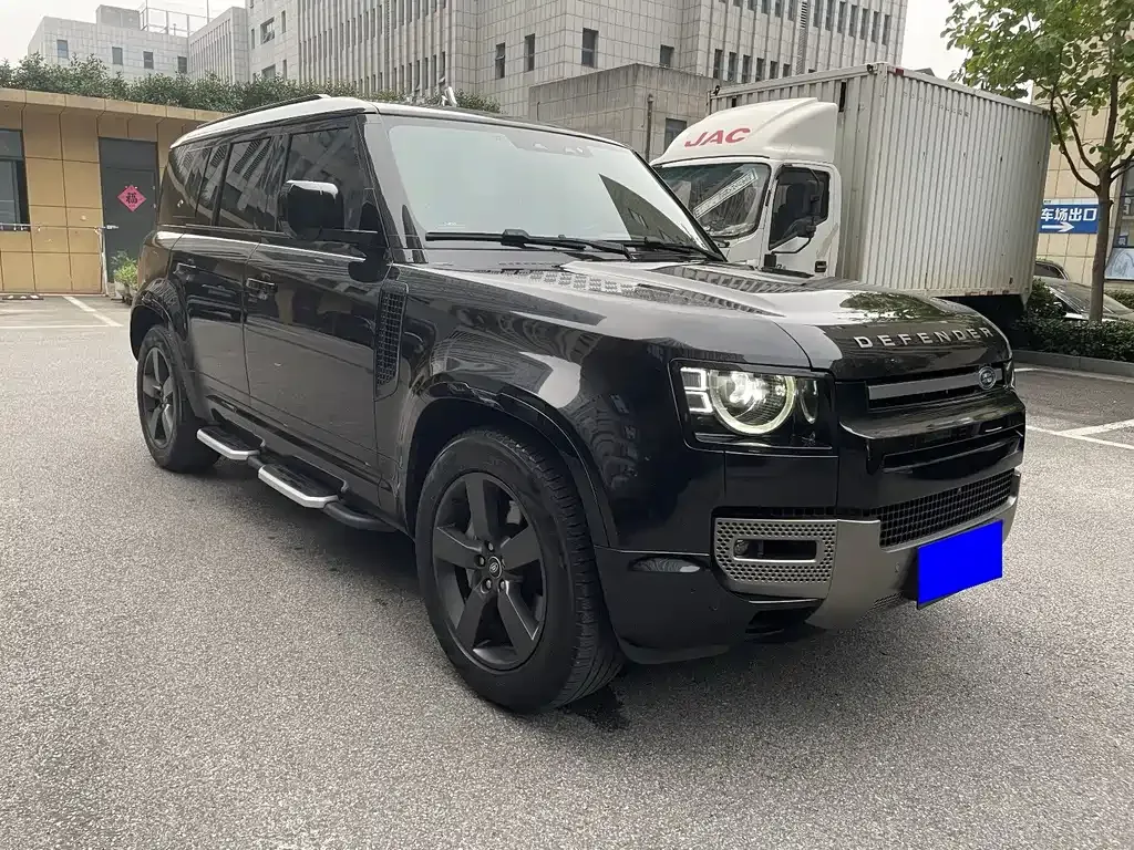 Land Rover Defender — фото 10