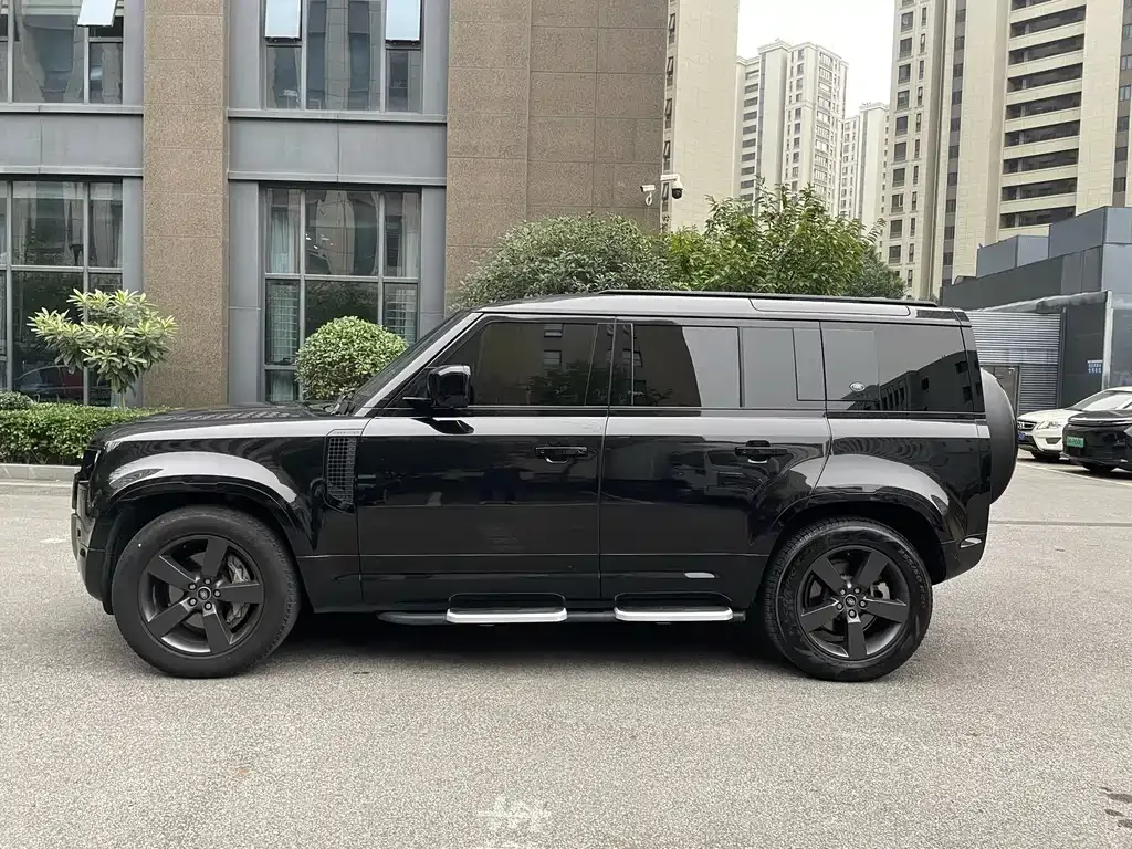 Land Rover Defender — фото 7