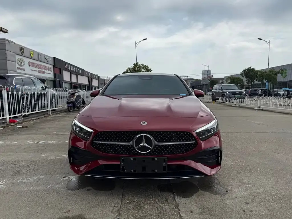 Mercedes-Benz A-Class — фото 1