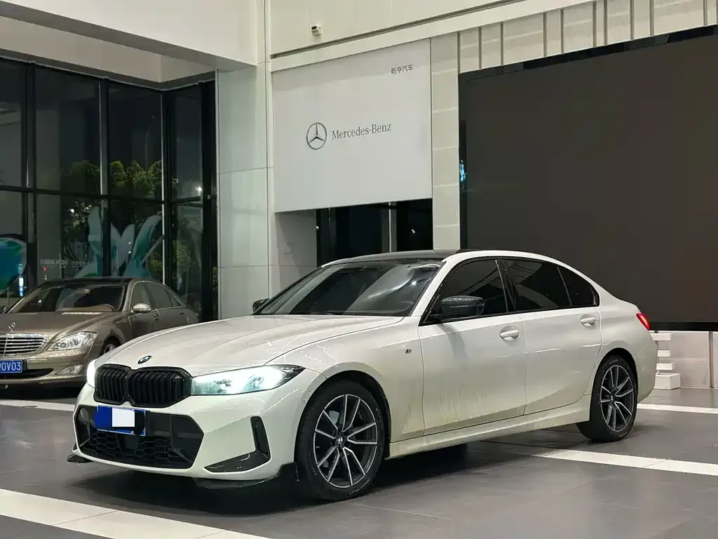 BMW 3 Series — фото 1