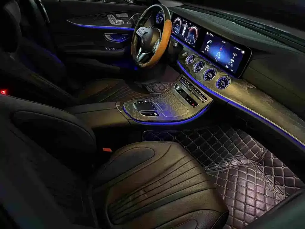 Mercedes-Benz CLS — фото 6