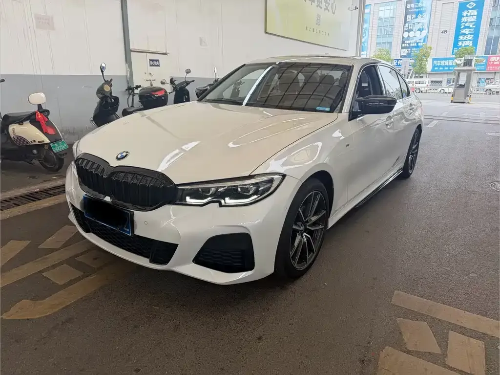 BMW 3 Series — фото 1