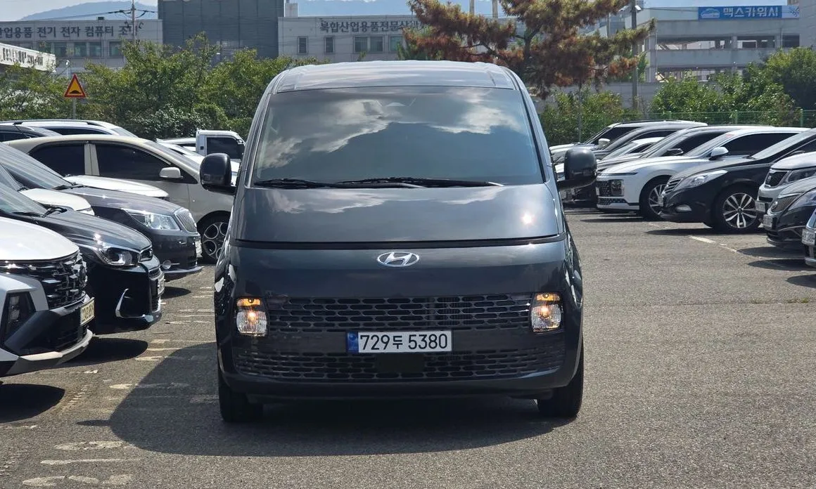 Hyundai Staria — фото 4