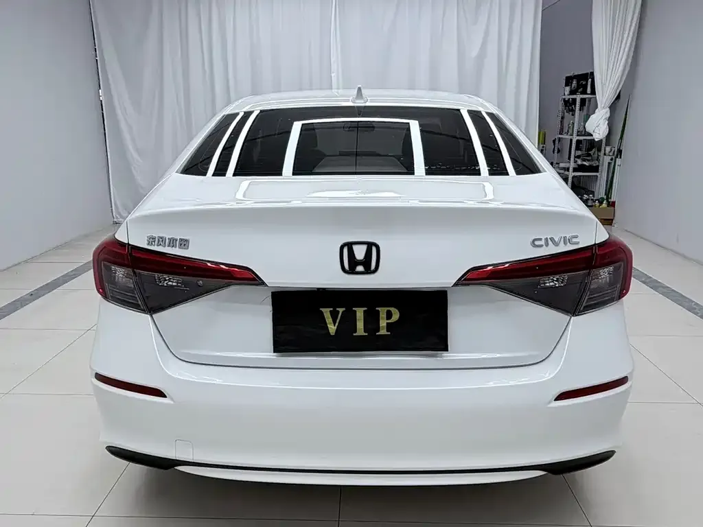 Honda Civic — фото 3