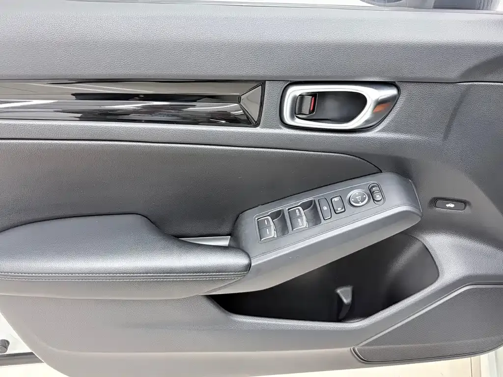 Honda Civic — фото 8